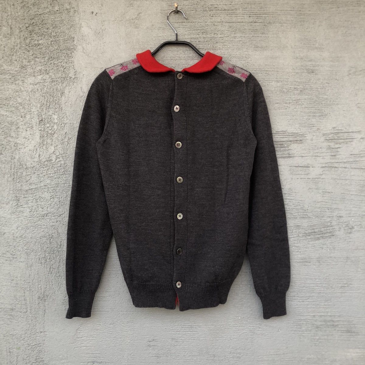 Tricot Comme des Garcons Tricot Comme Des Garcons Reverse Floral Cardigan Wool AD2018 Size S / US 4 / IT 40 - 6 Thumbnail