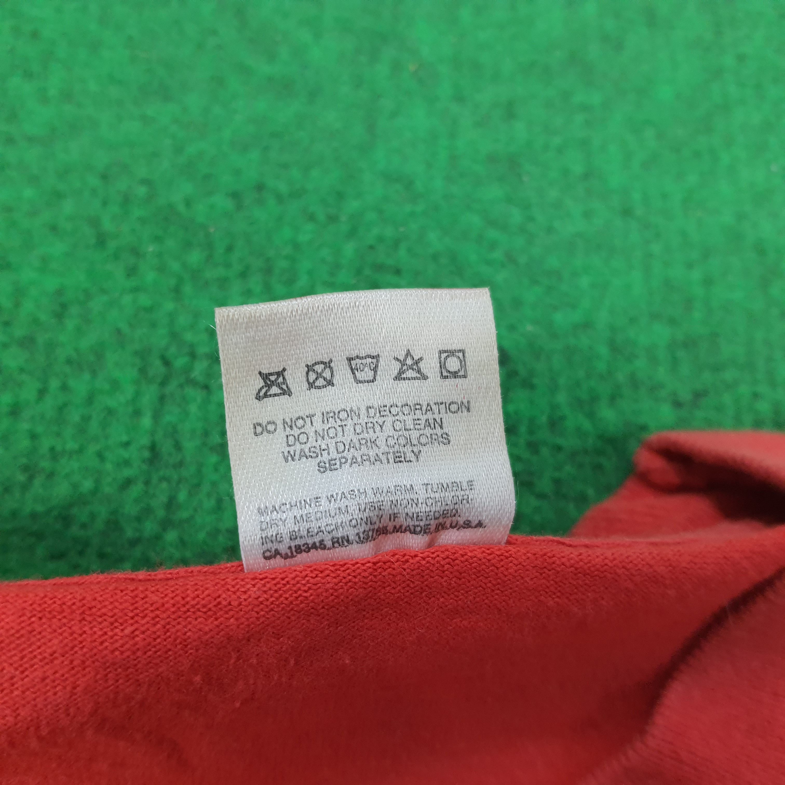 Ferrari × Vintage Vintage Ferrari Big Logo Motorsports Tshirt Size US XL / EU 56 / 4 - 6 Thumbnail