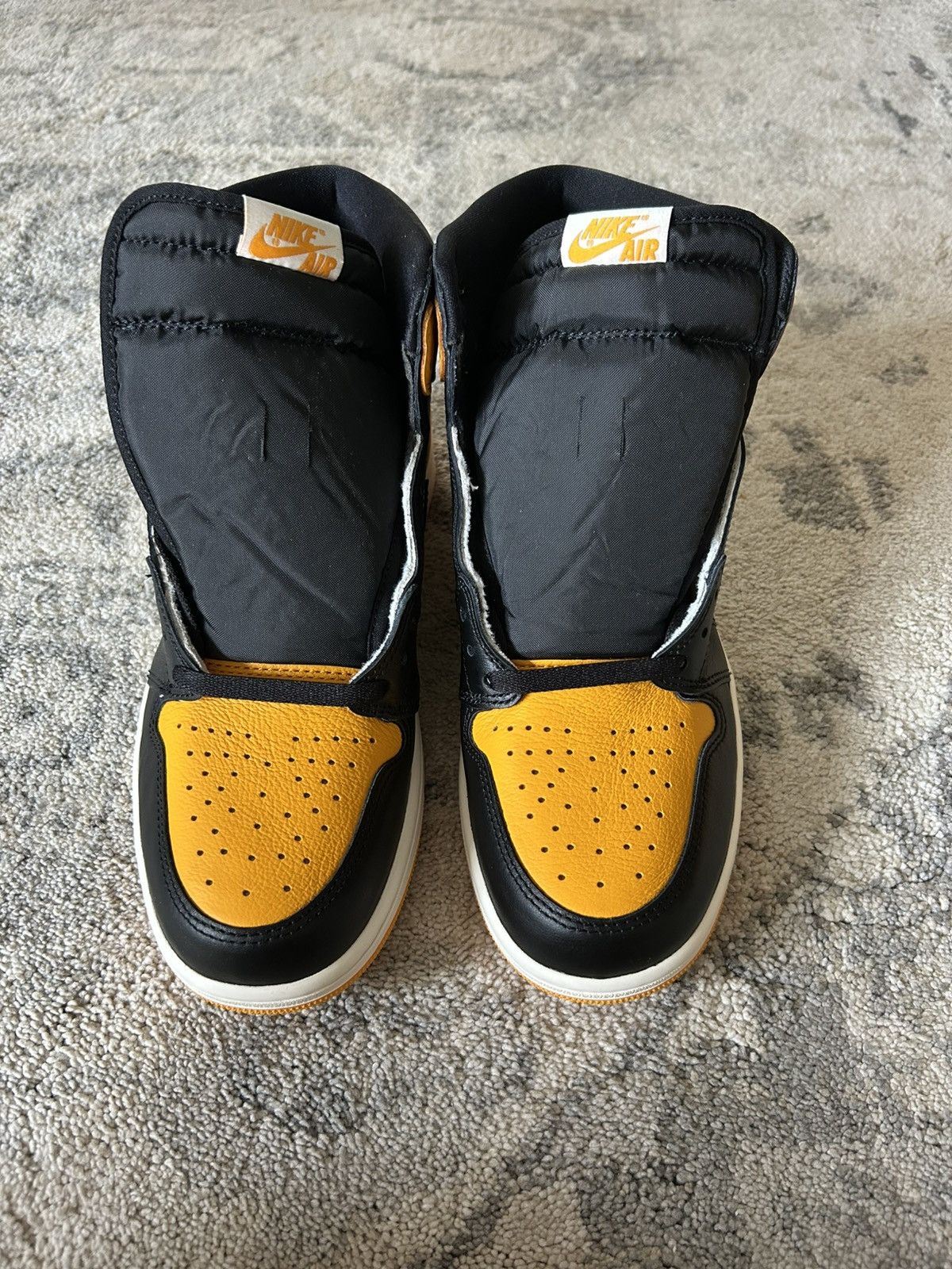 Jordan Brand Jordan 1 Taxi Size US 10.5 / EU 43-44 - 3 Thumbnail