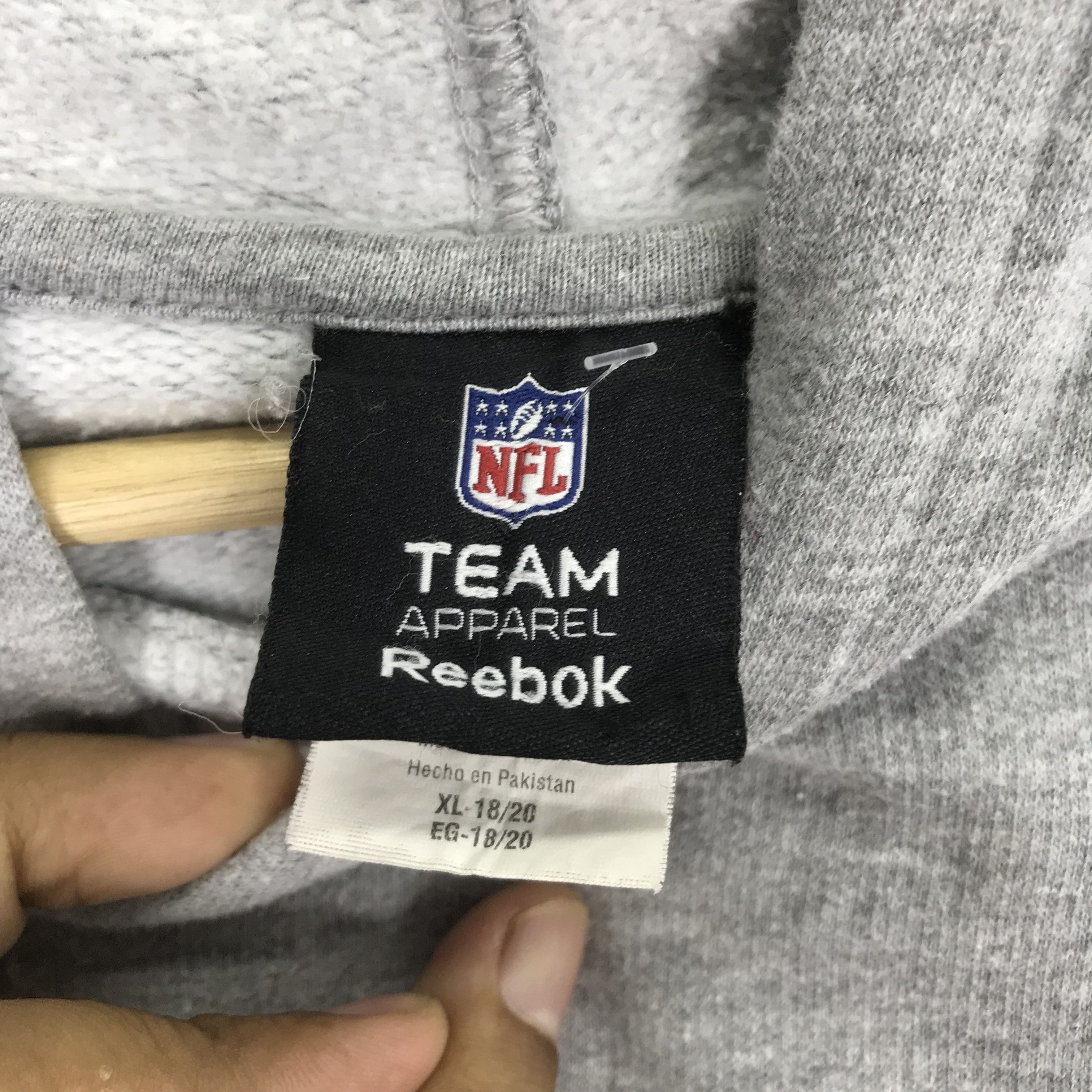 Reebok Vintage Carolina Panthers Football Sweater - 84 Size US M / EU 48-50 / 2 - 10 Thumbnail