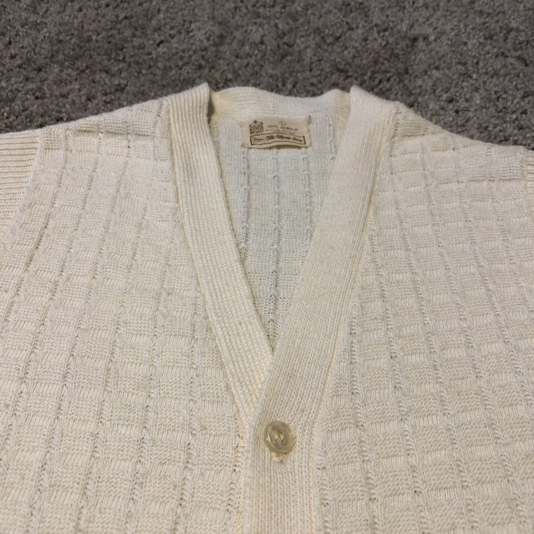 Vintage VINTAGE 60s Kings Road Acrylic Knit Cardigan Sweater Vest White Large Women Size L / US 10 / IT 46 - 4 Thumbnail