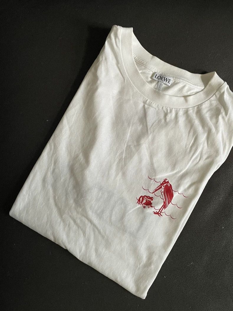 LOEWE White T-shirt logo