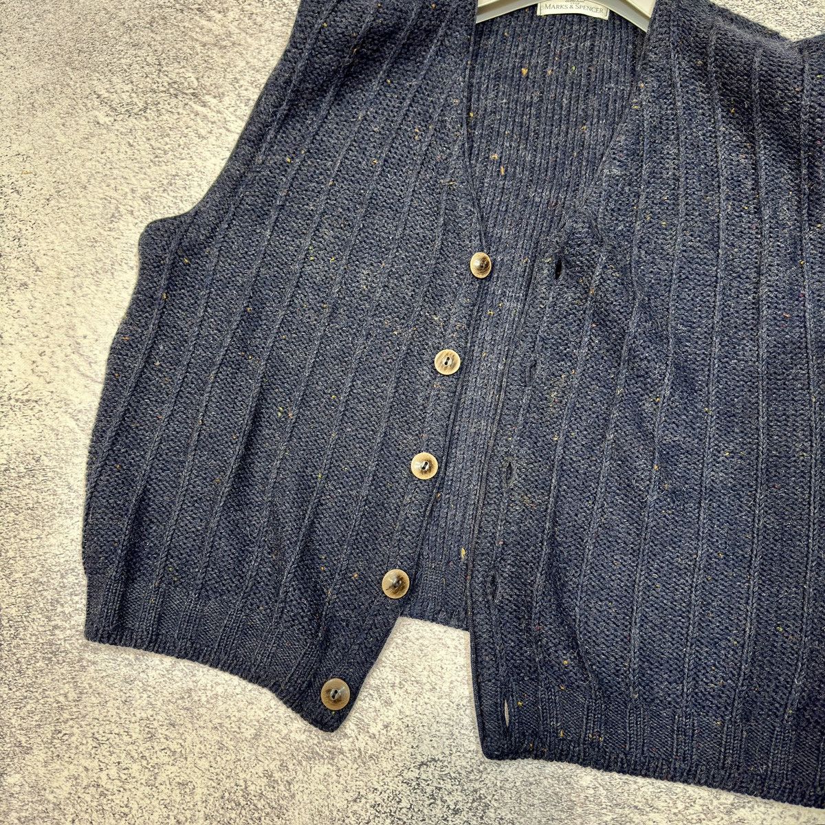 Marks & Spencer × Vintage Vintage Wool Vest M size Size US M / EU 48-50 / 2 - 9 Thumbnail