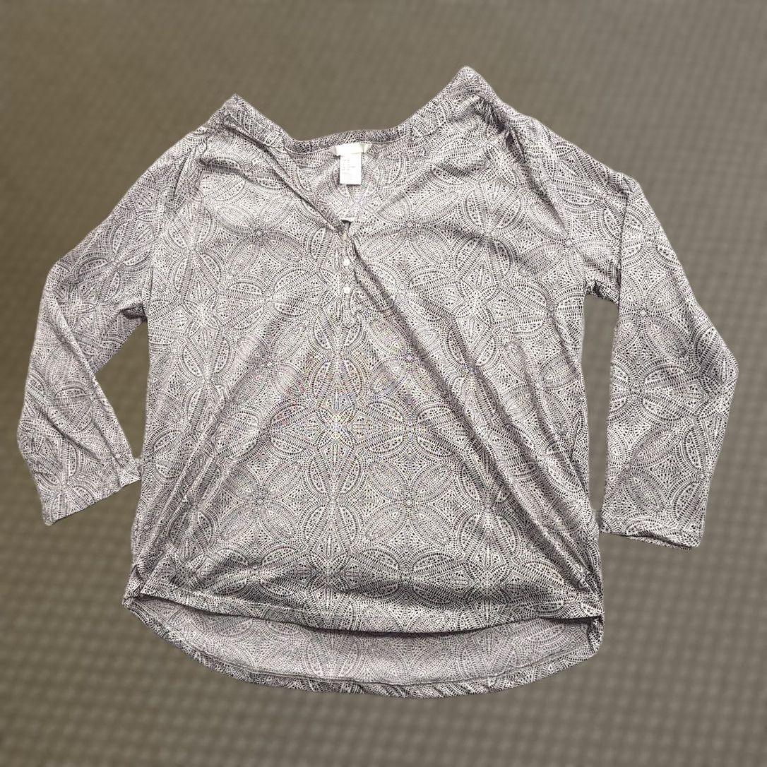 H&M H&M Blouse Womens M Women Size Long Sleeve Lightweight Neck Casual Geometric Size M / US 6-8 / IT 42-44 - 1 Thumbnail