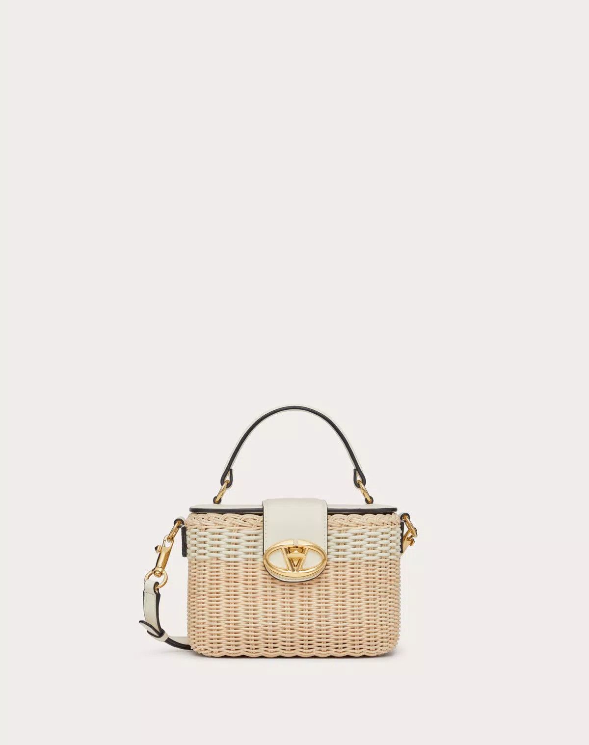 oc11z0725 Size:OS/Vlogo Signature Wicker Vanity Bag in Beige