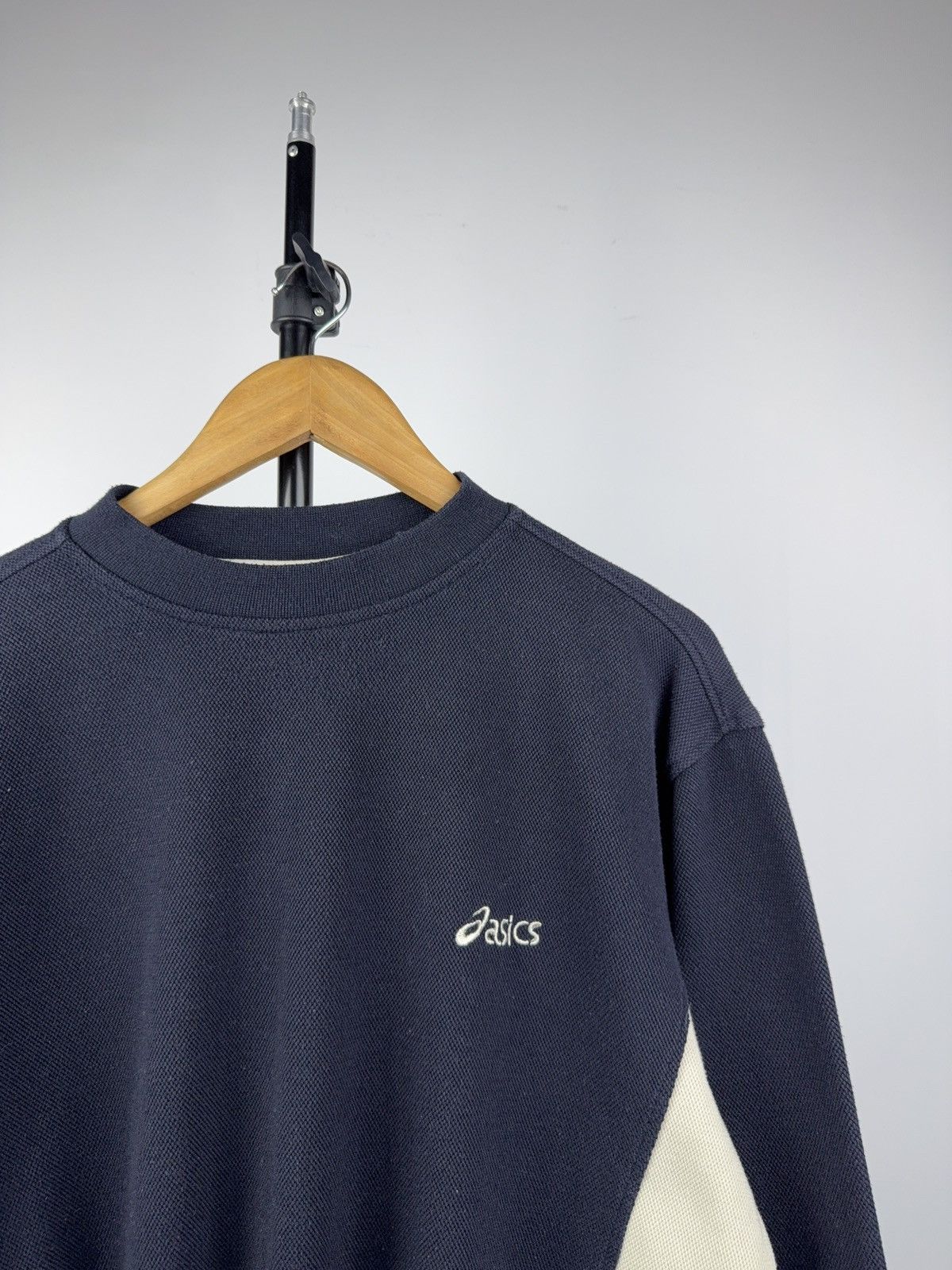 Asics Vintage 90s Retro Asics Retro Crewneck Sweatshirt Navy Size US S / EU 44-46 / 1 - 2 Thumbnail
