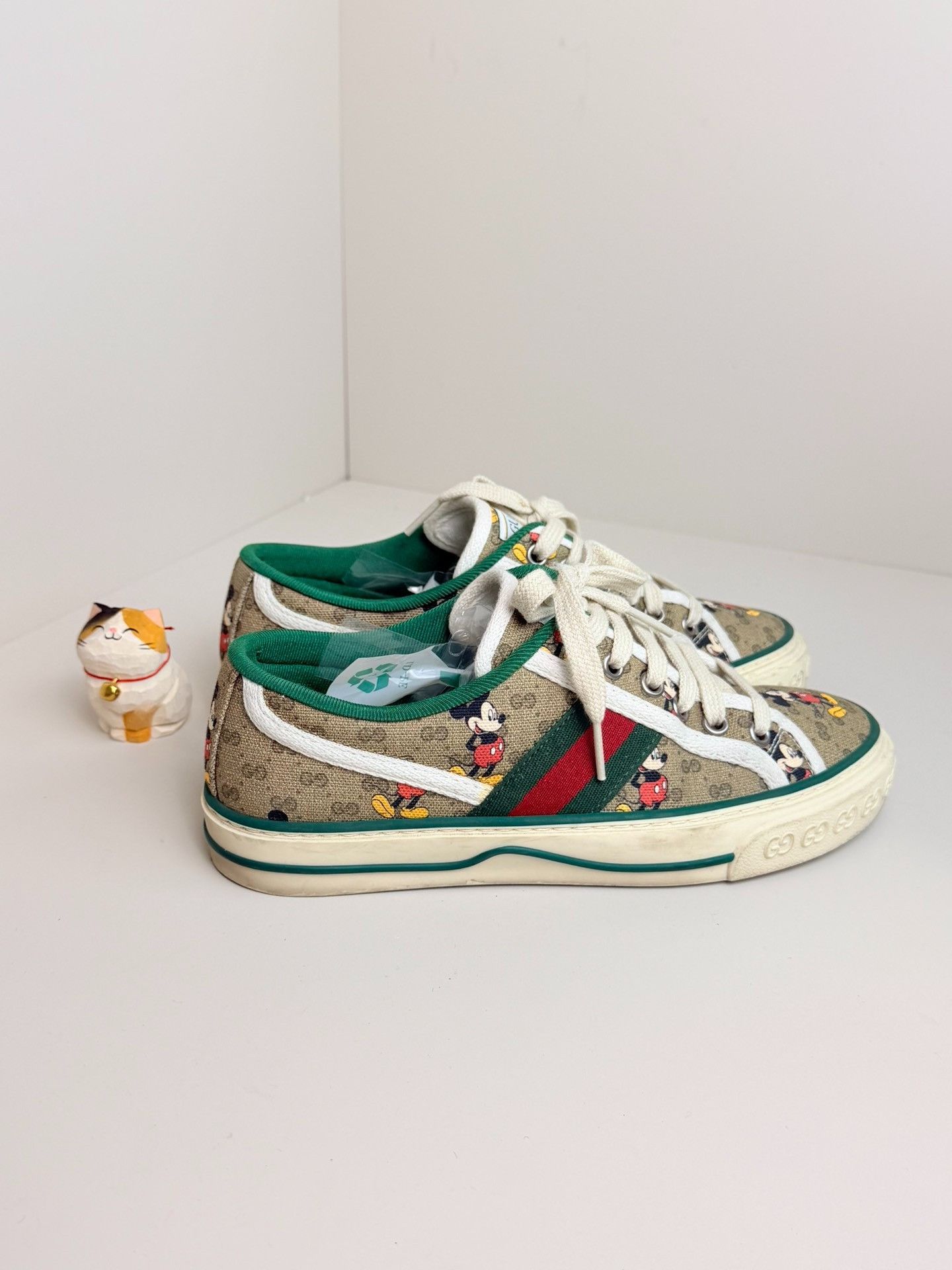 Gucci Gucci Collab Beige Lowtop Sneakers us_5 Women Size US 5 / IT 35 - 1 Thumbnail