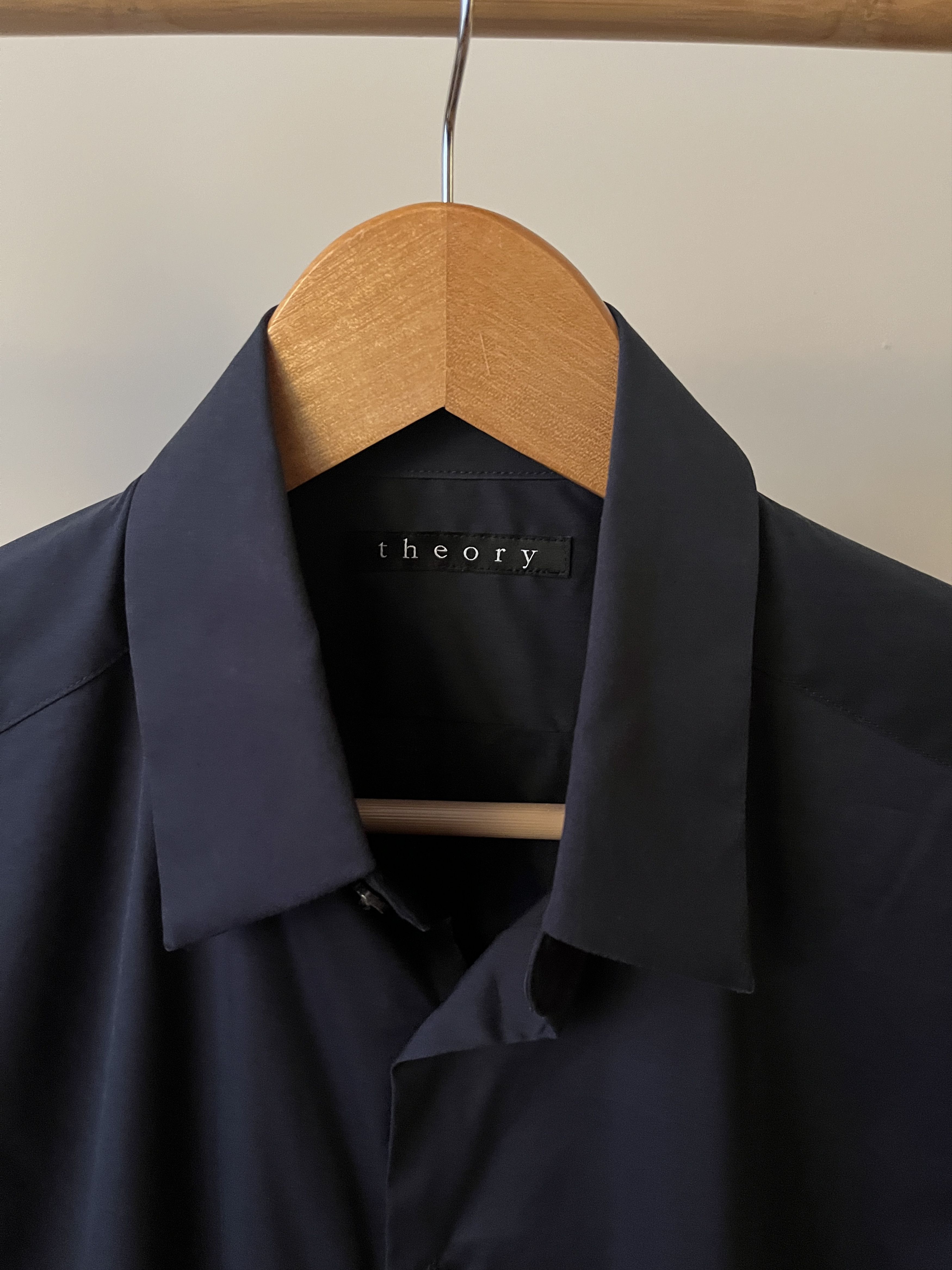 Theory Theory navy short-sleeve button down, XS Size US XS / EU 42 / 0 - 2 Thumbnail