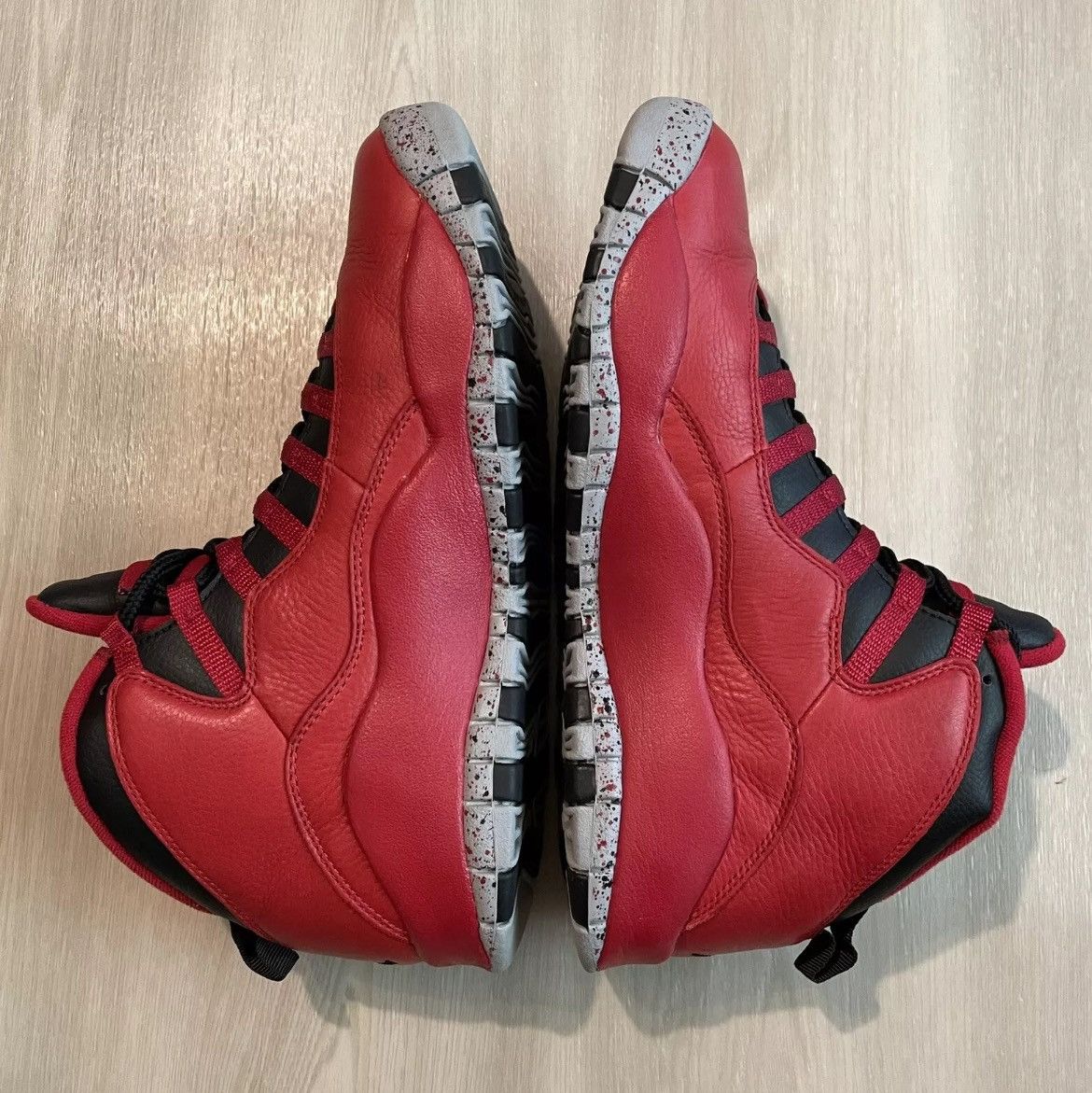Jordan Brand × Nike NIKE AIR JORDAN 10 RETRO 30TH GYM RED SZ 9.5 Size US 9.5 / EU 42-43 - 3 Thumbnail