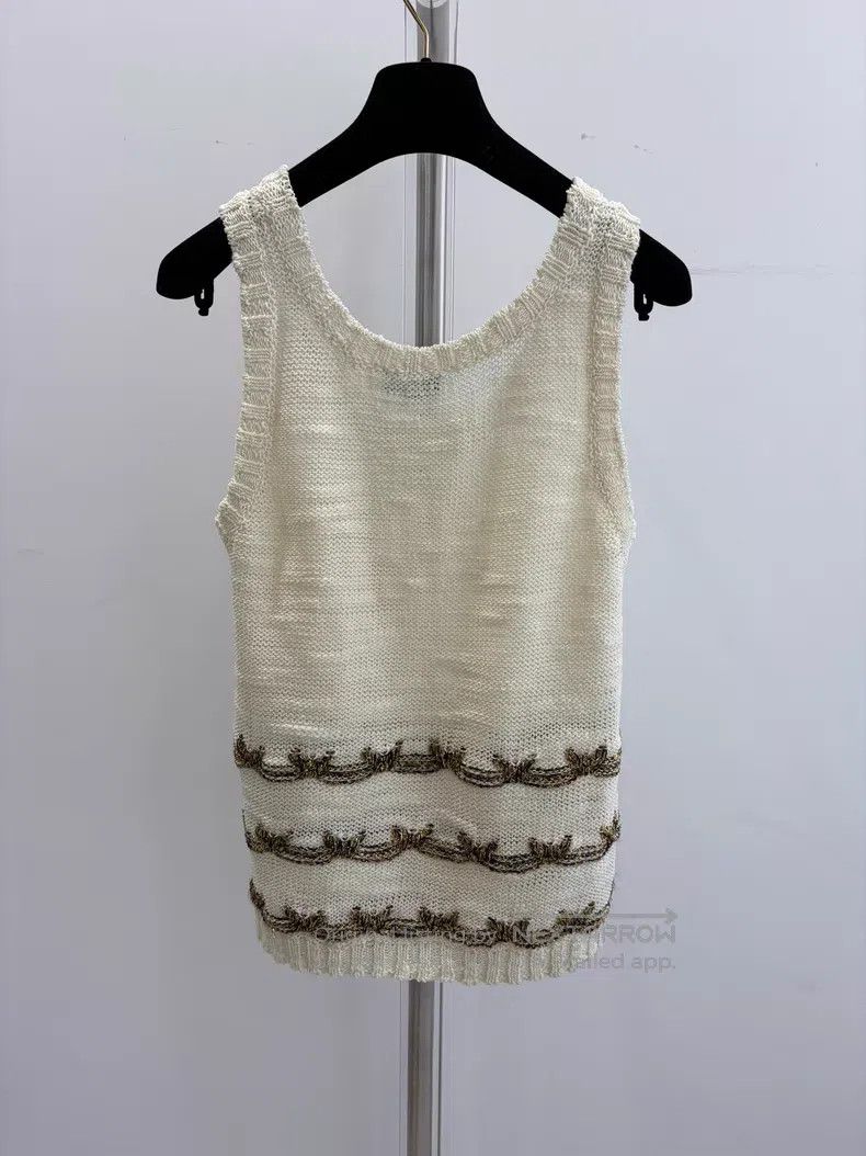 Chanel Chanel High-end handicraft white vest Size XXS / US 00 / IT 34 - 2 Thumbnail