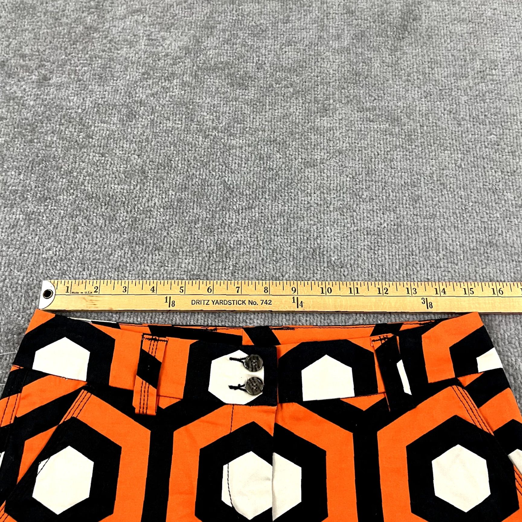 Vintage LOUDMOUTH Shorts Womens Size 4 Orange Black Abstract Golf San Fran Giants Size 27" / US 4 / IT 40 - 6 Thumbnail