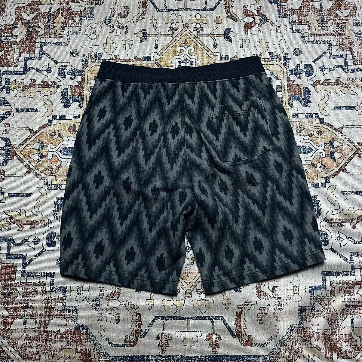 Uniqlo Art Uniqlo sweatpants Jorts Size US 30 / EU 46 - 4 Thumbnail