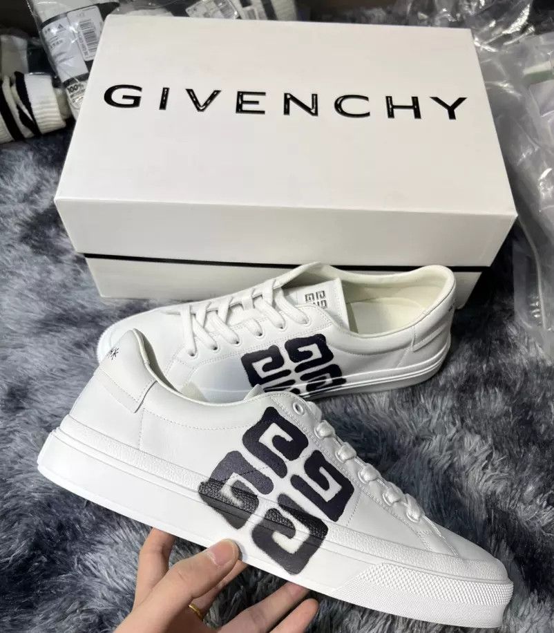 Givenchy o1w1db10325 Up Sneakers in White Size US 7 / EU 40 - 6 Thumbnail