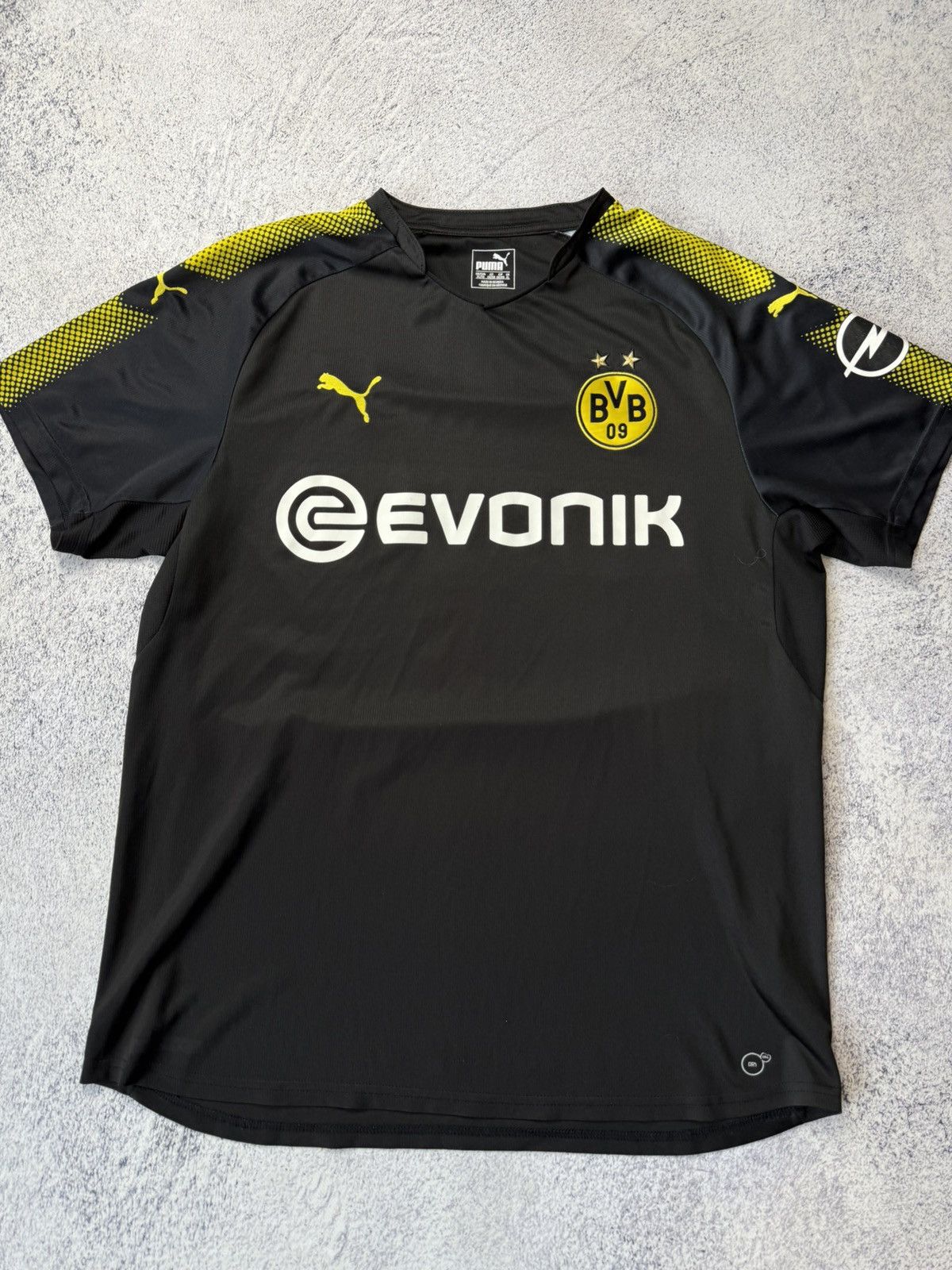 Puma Vintage Puma 2017-18 BORUSSIA DORTMUND jersey Size US XL / EU 56 / 4 - 2 Thumbnail