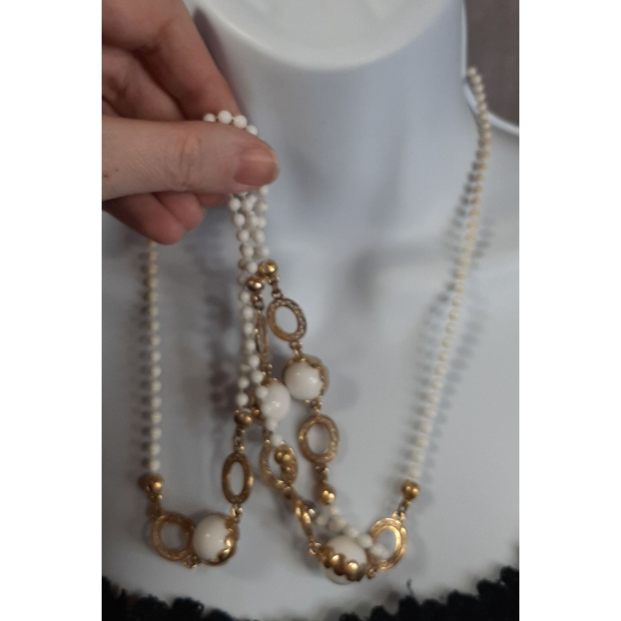 Other Vintage White And Gold Tone Beaded Necklace With Filigree Ac Size ONE SIZE - 3 Thumbnail