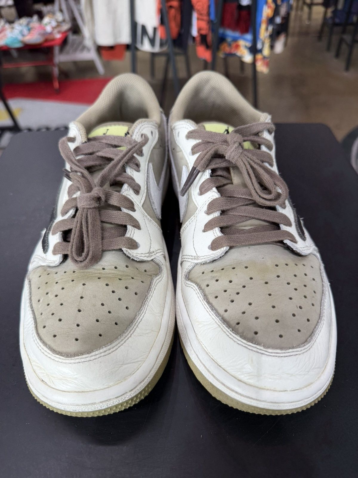 Jordan Brand × Travis Scott Jordan 1 Low Golf Travis Scott Neutral Olive Size 9 (2023) Size US 9 / EU 42 - 2 Thumbnail