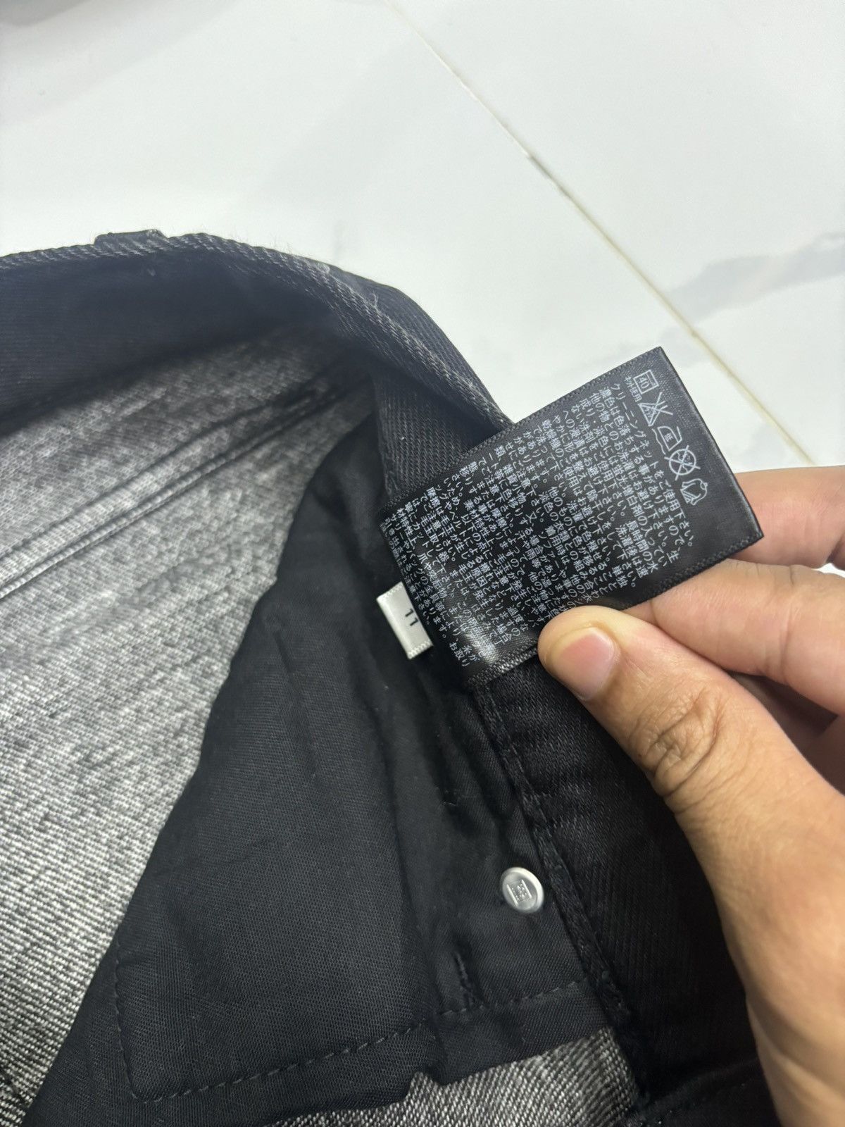 Undercover DISTRESSED DENIM JEANS UNDERCOVER STYLE DESIGN UNIQLO Size US 33 - 11 Thumbnail