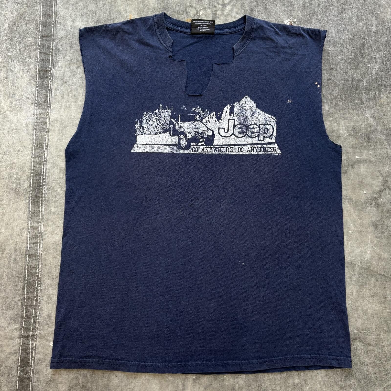 Jeep Vintage Y2K Faded Distressed Jeep Go Anywhere Cut Off Shirt Size US L / EU 52-54 / 3 - 1 Thumbnail