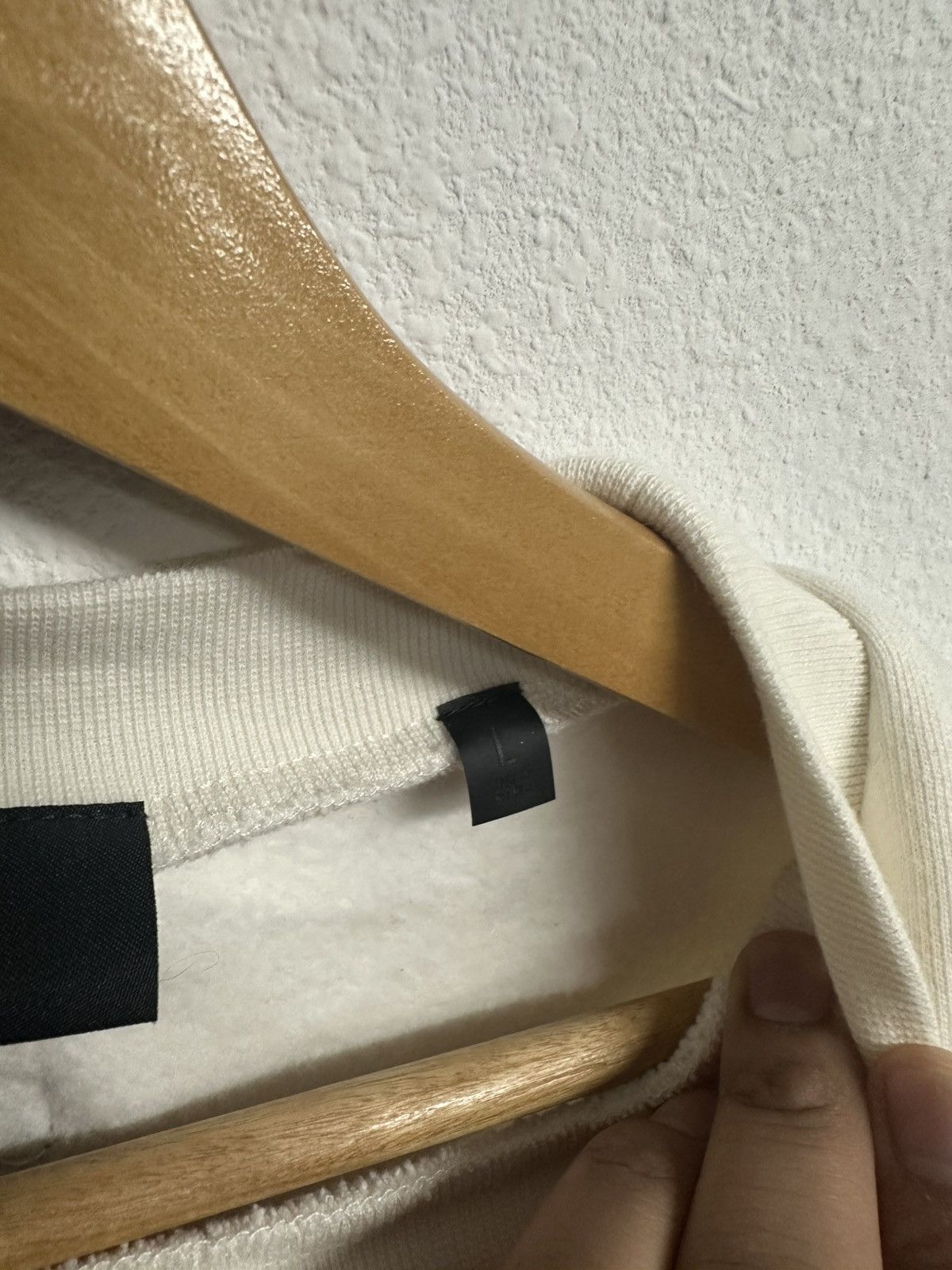 Fear of God Essentials Fear Of God Crewneck Like New Size US L / EU 52-54 / 3 - 8 Thumbnail