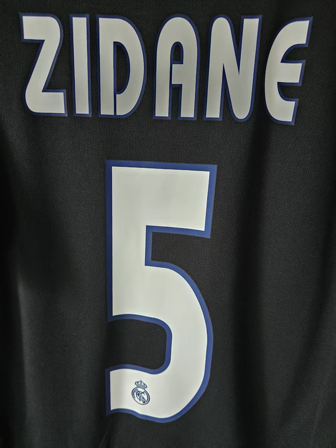 Other 2004 2005 Real Madrid #5 Zidane Jersey Size US S / EU 44-46 / 1 - 5 Thumbnail