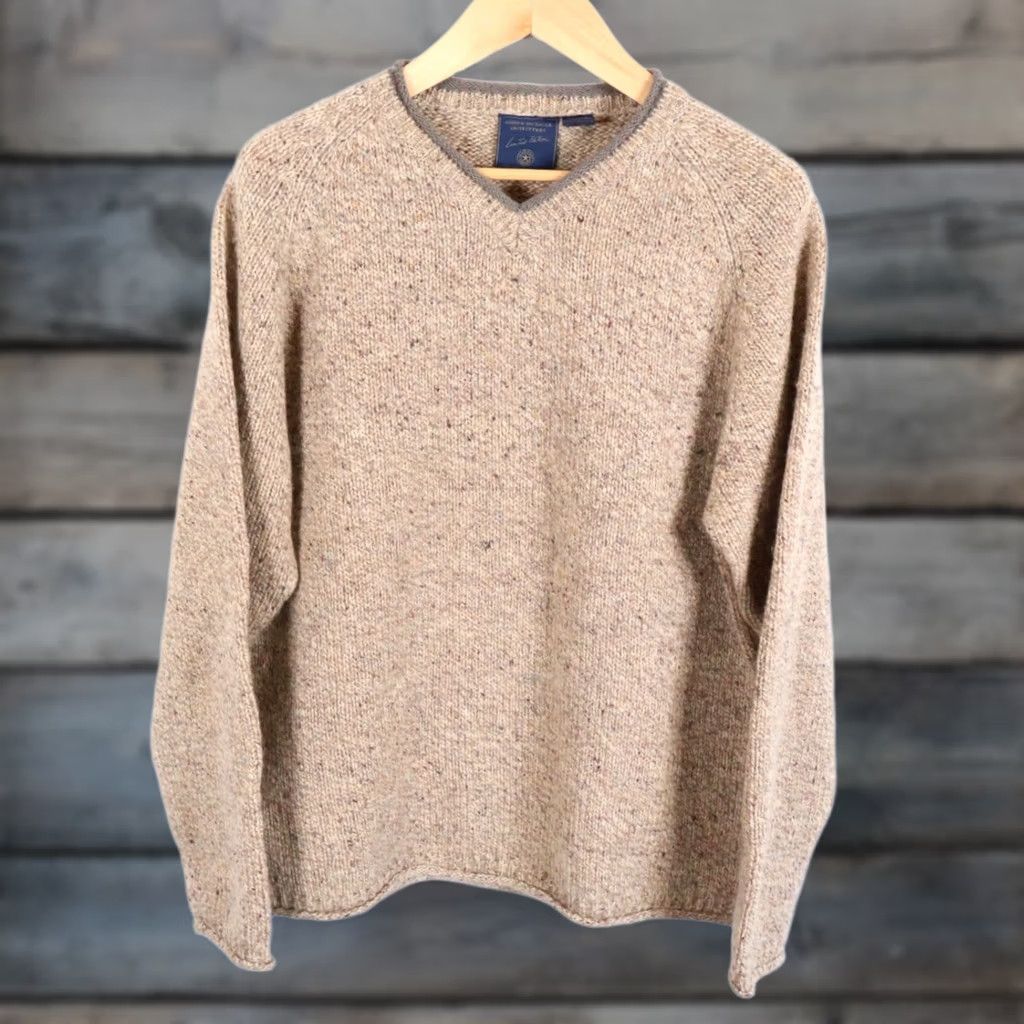 American Eagle Outfitters VINTAGE American Eagle Outfitters Sweater Mens Large Brown Wool V-Neck Pullover Knit Size US L / EU 52-54 / 3 - 1 Thumbnail