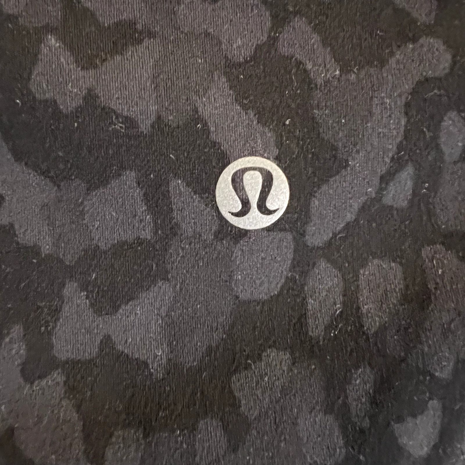 Lululemon Lululemon Align HR Crop 23" printed leggings Mini Filigree Size 28" / US 6 / IT 42 - 3 Thumbnail