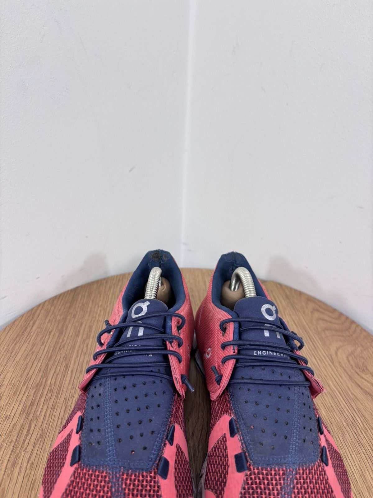On On Running Cloud Coral/Pacific Women’s Athletic Sneakers Size US 7.5 / IT 37.5 - 8 Thumbnail