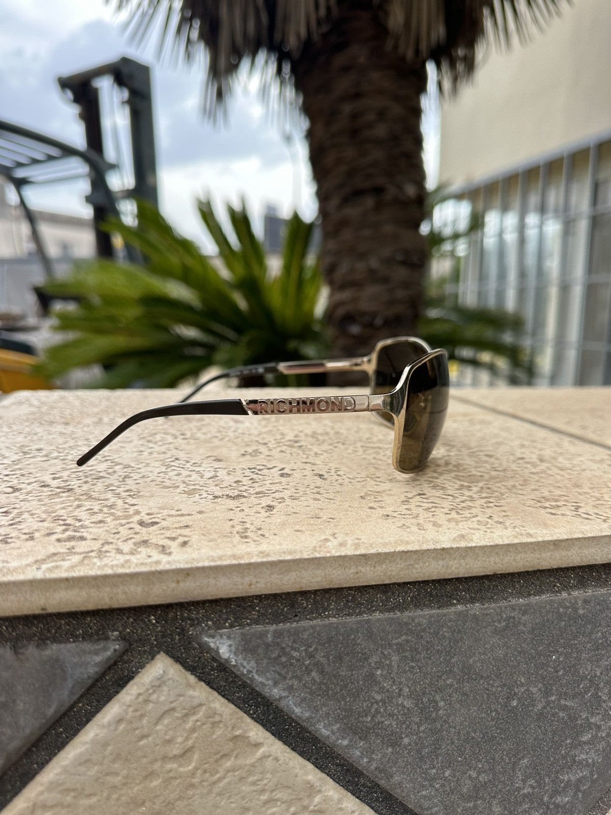 John Richmond John Richmond Sunglasses Gold JR 55704 Size ONE SIZE - 2 Thumbnail
