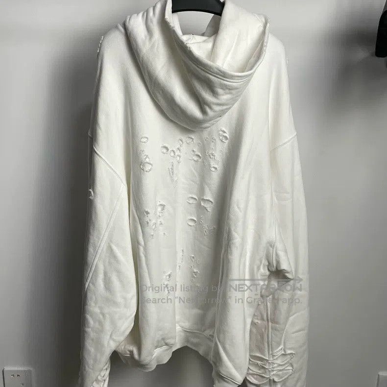 Balenciaga Balenciaga White oversized double-layered sweatshirt Size US XXS / EU 40 - 2 Thumbnail