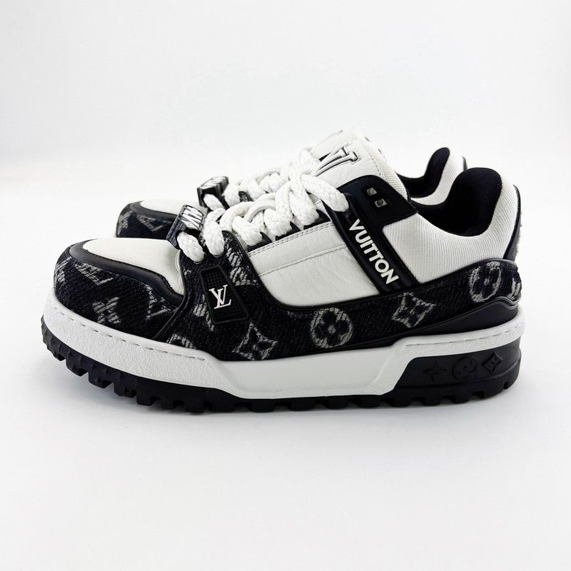 Louis Vuitton Louis Vuitton Trainer Maxi Low-Top Sneakers 0079 Size US 8 / EU 41 - 1 Thumbnail