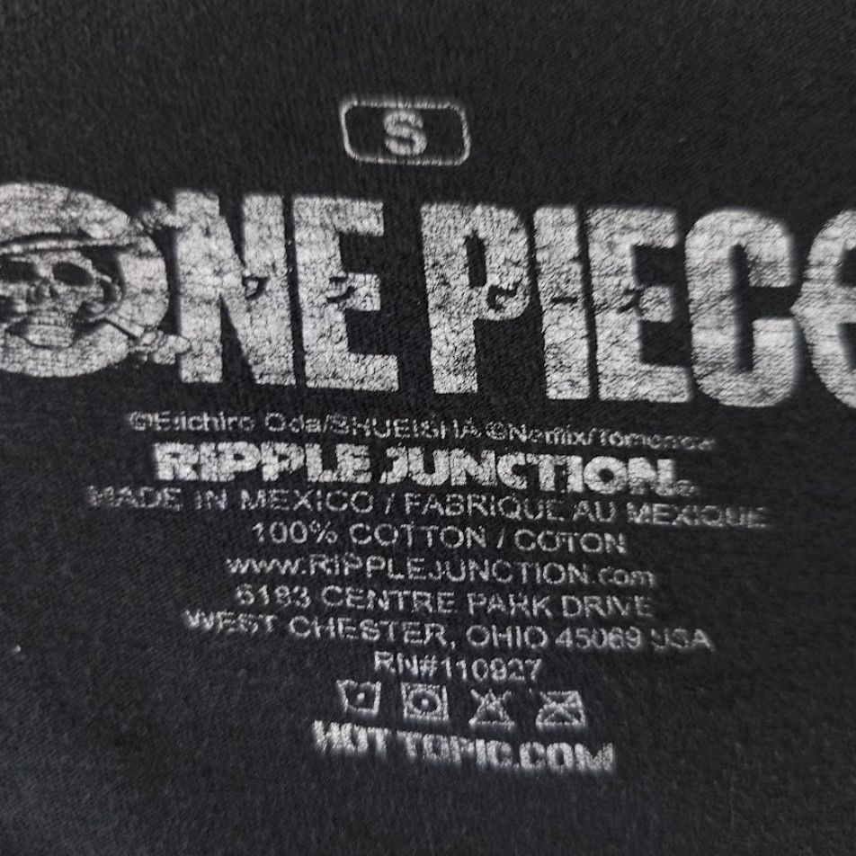 Vintage One Piece T Shirt Mens Size Small Black Japanese Manga Series Pirate Ship Shirt Mens Small Black One Piece Size US S / EU 44-46 / 1 - 6 Thumbnail