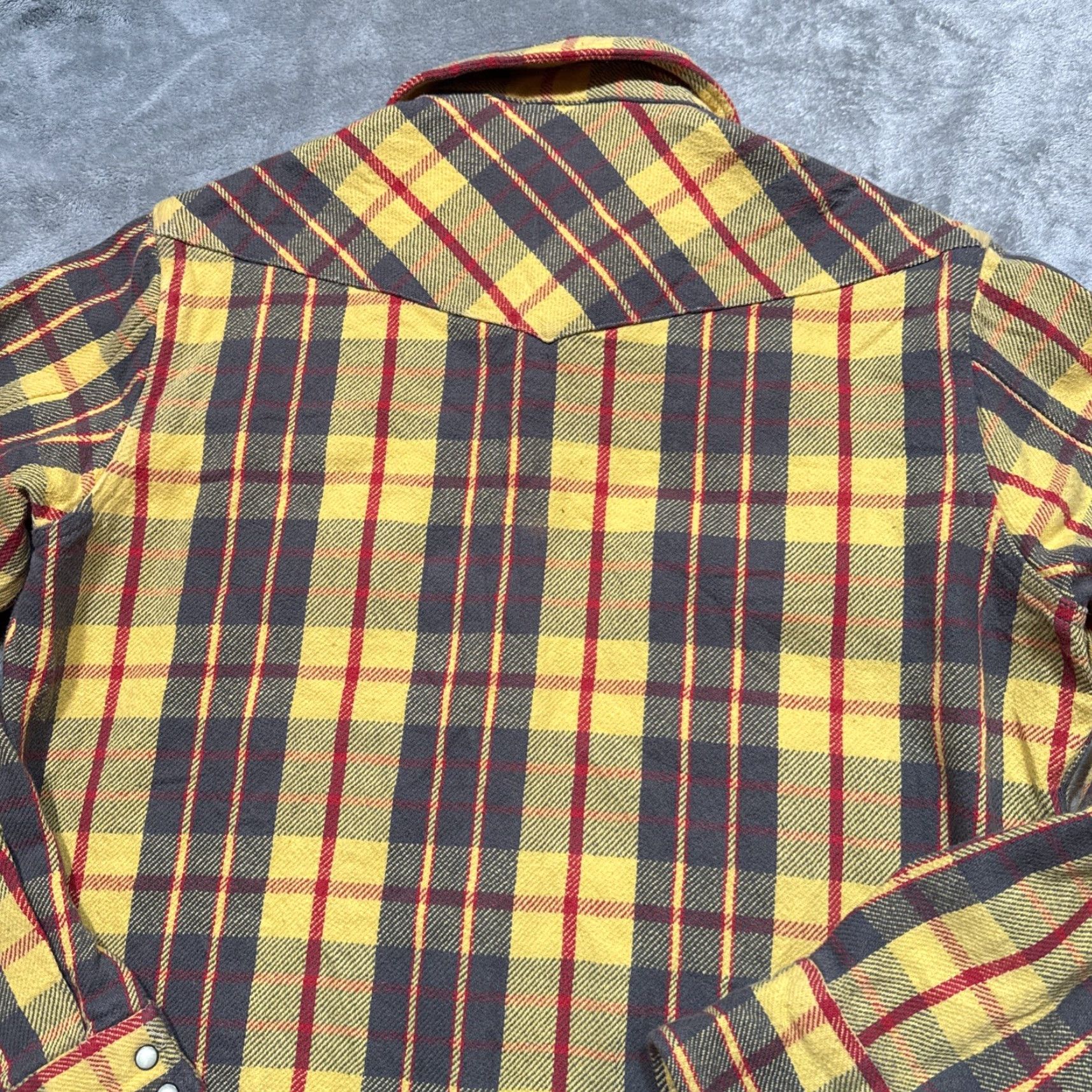 Ralph Lauren VINTAGE Ralph Lauren Rugby Shirt Plaid Flannel Heavyweight Pearl Snap M Yellow Men’s Regular Size M Size US M / EU 48-50 / 2 - 7 Thumbnail