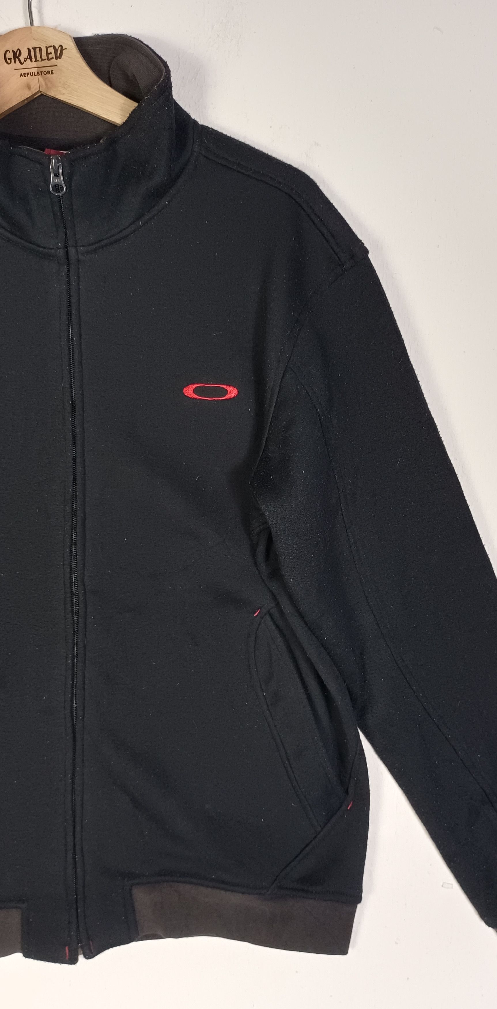 Oakley 🔥Vintage Oakley Full Zipper Iconic Logo Size US M / EU 48-50 / 2 - 3 Thumbnail