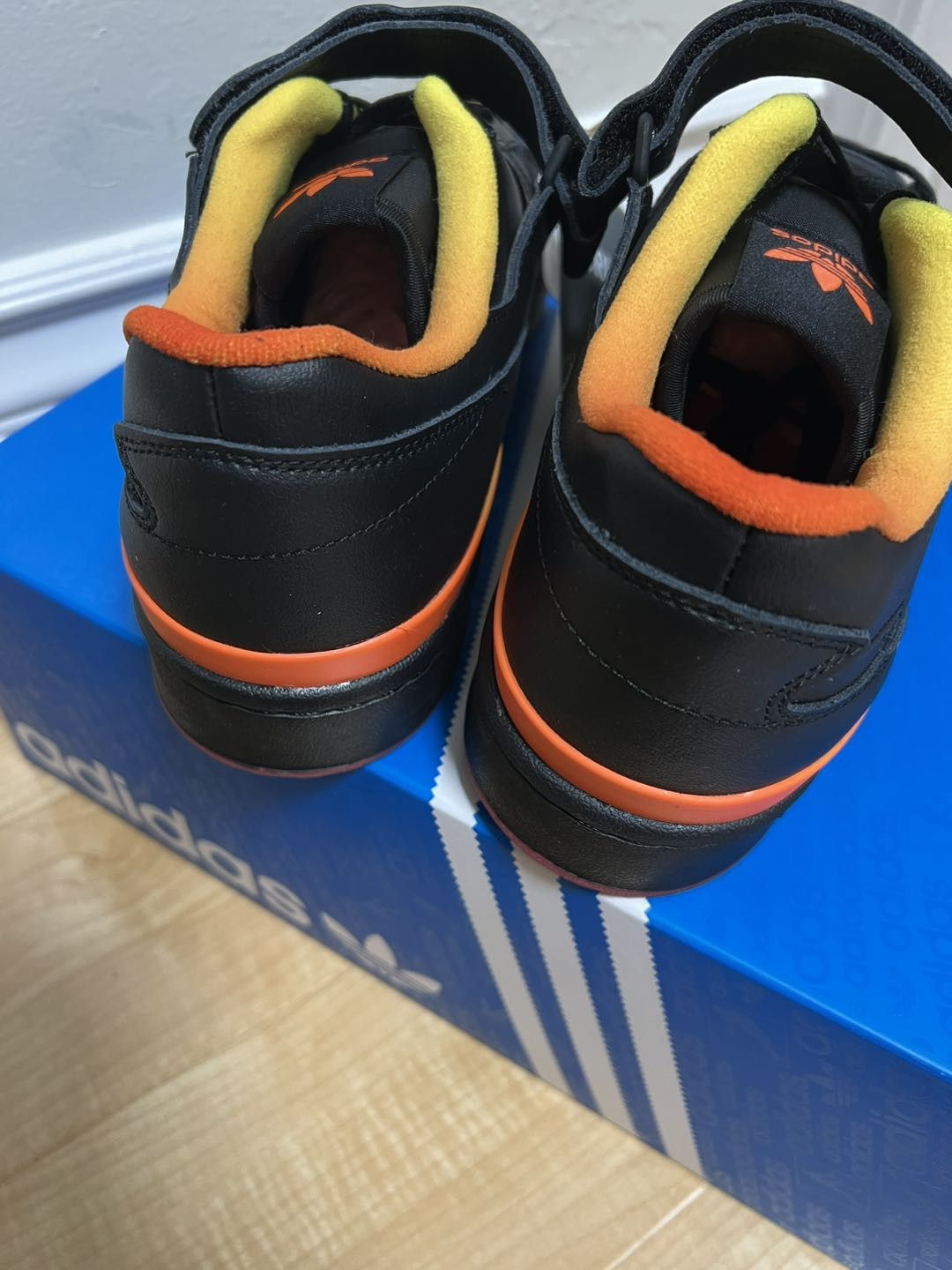 adidas FORUM LOW 'BLACK ORANGE YELLOW GRADIENT'