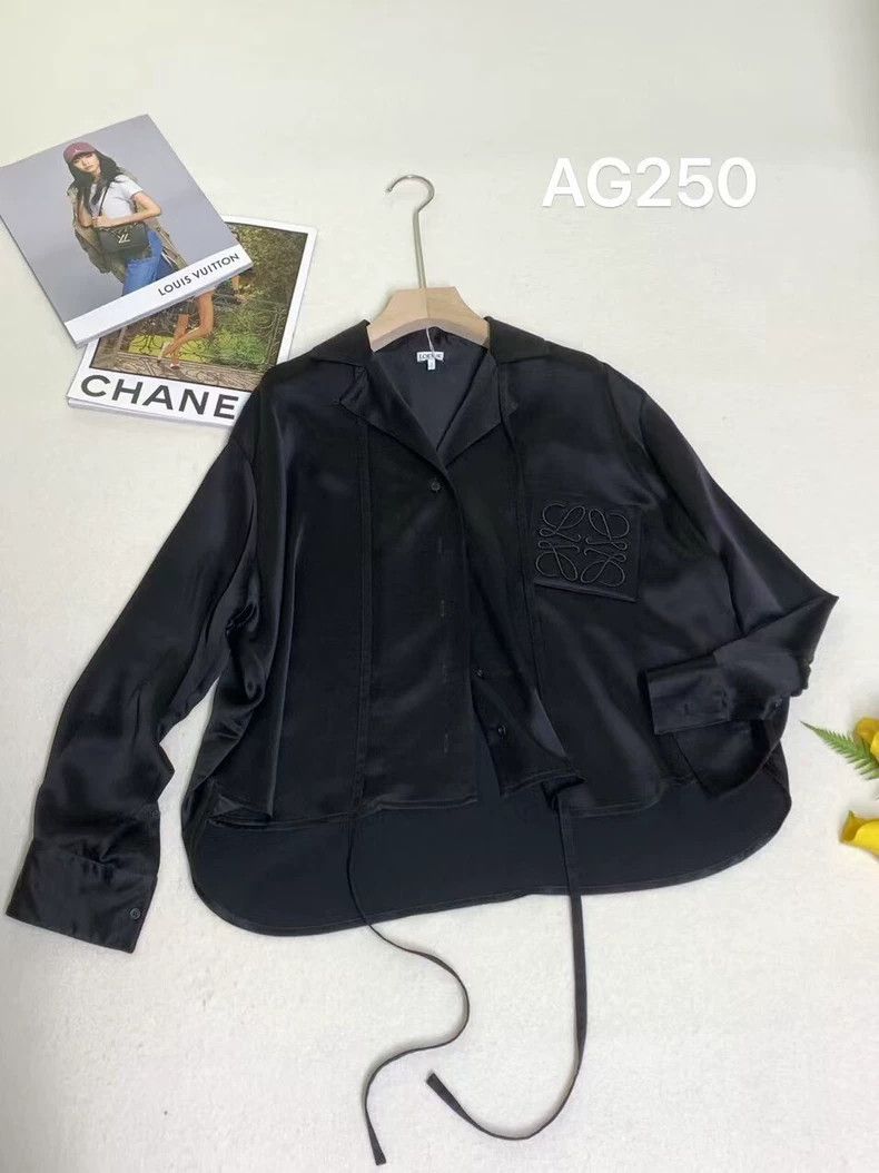 Loewe LOEWE size32 Black silk logo shirt Size M / US 6-8 / IT 42-44 - 1 Thumbnail
