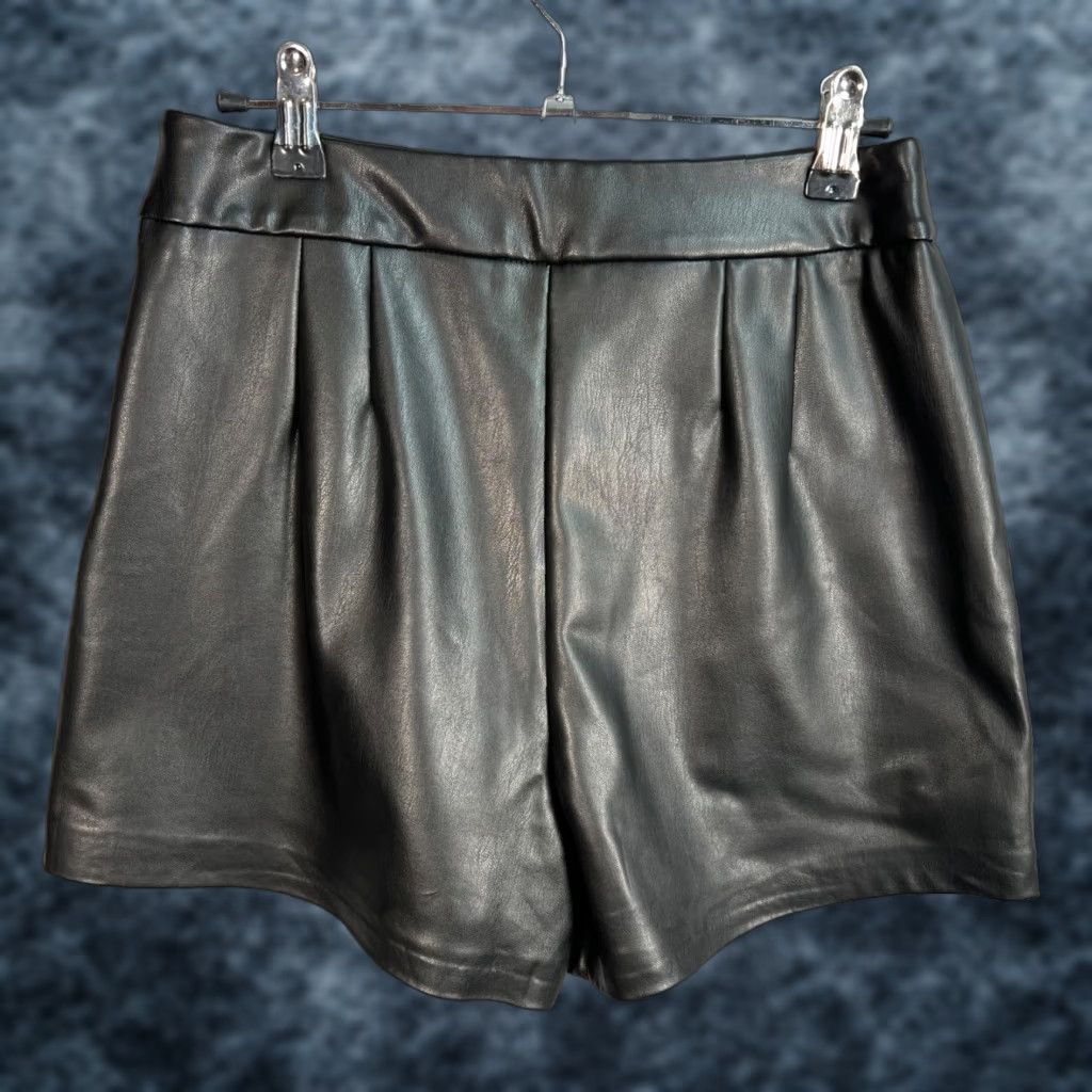 Vintage Dynamite Womens Skort Size 4 Black Faux Leather Wrap Size 27" / US 4 / IT 40 - 1 Thumbnail
