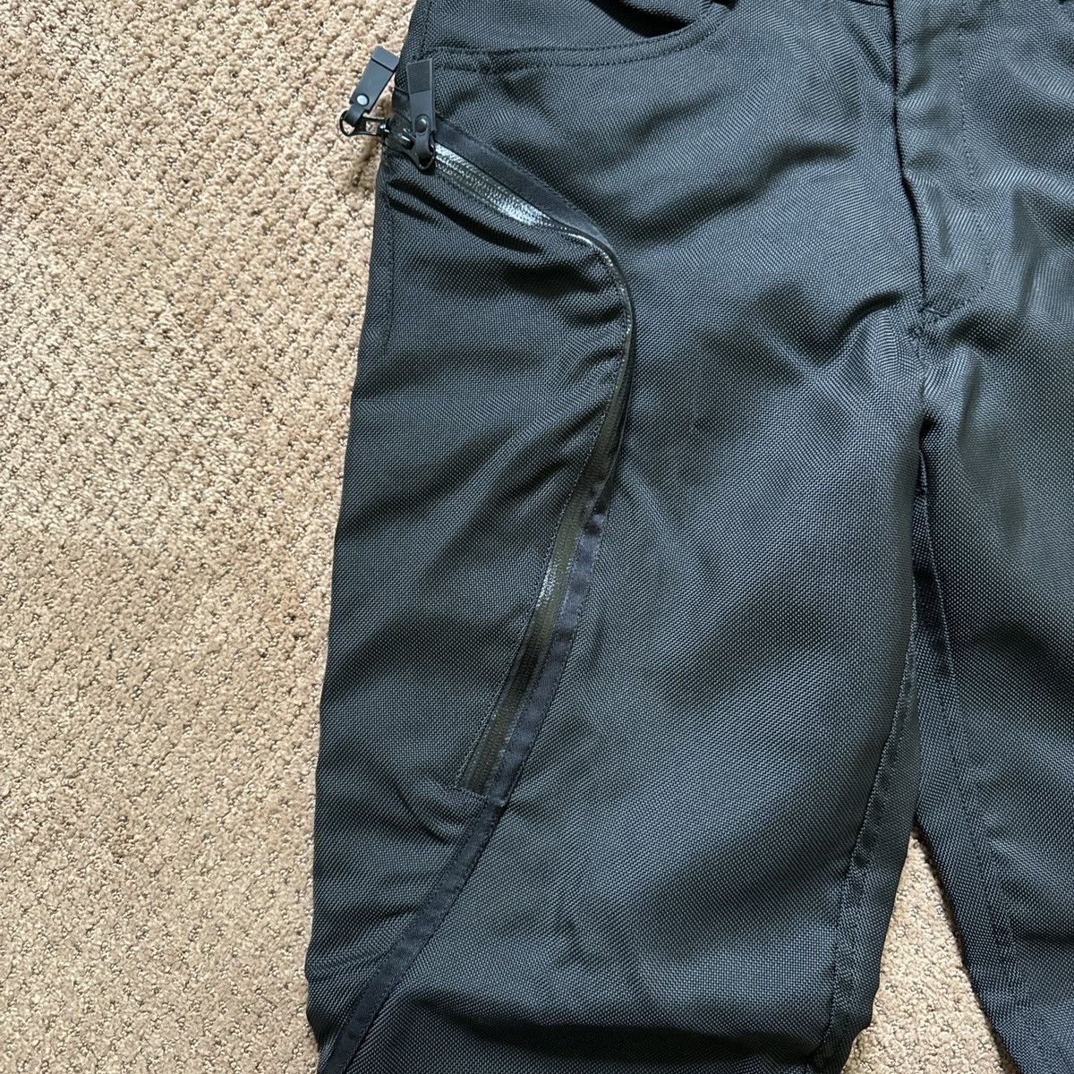 Issey Miyake Issey Miyake Ballistic Nylon Cargo Pants AW00 Size US 34 / EU 50 - 2 Thumbnail