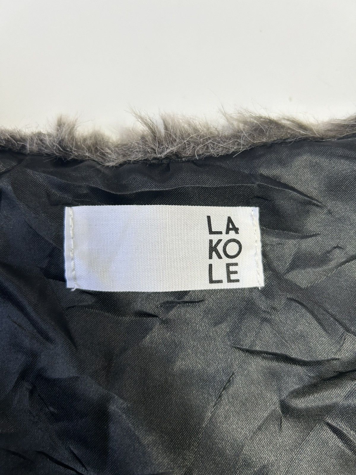 Japanese Brand LAKOLE FAUX FUR VEST Size ONE SIZE - 3 Thumbnail