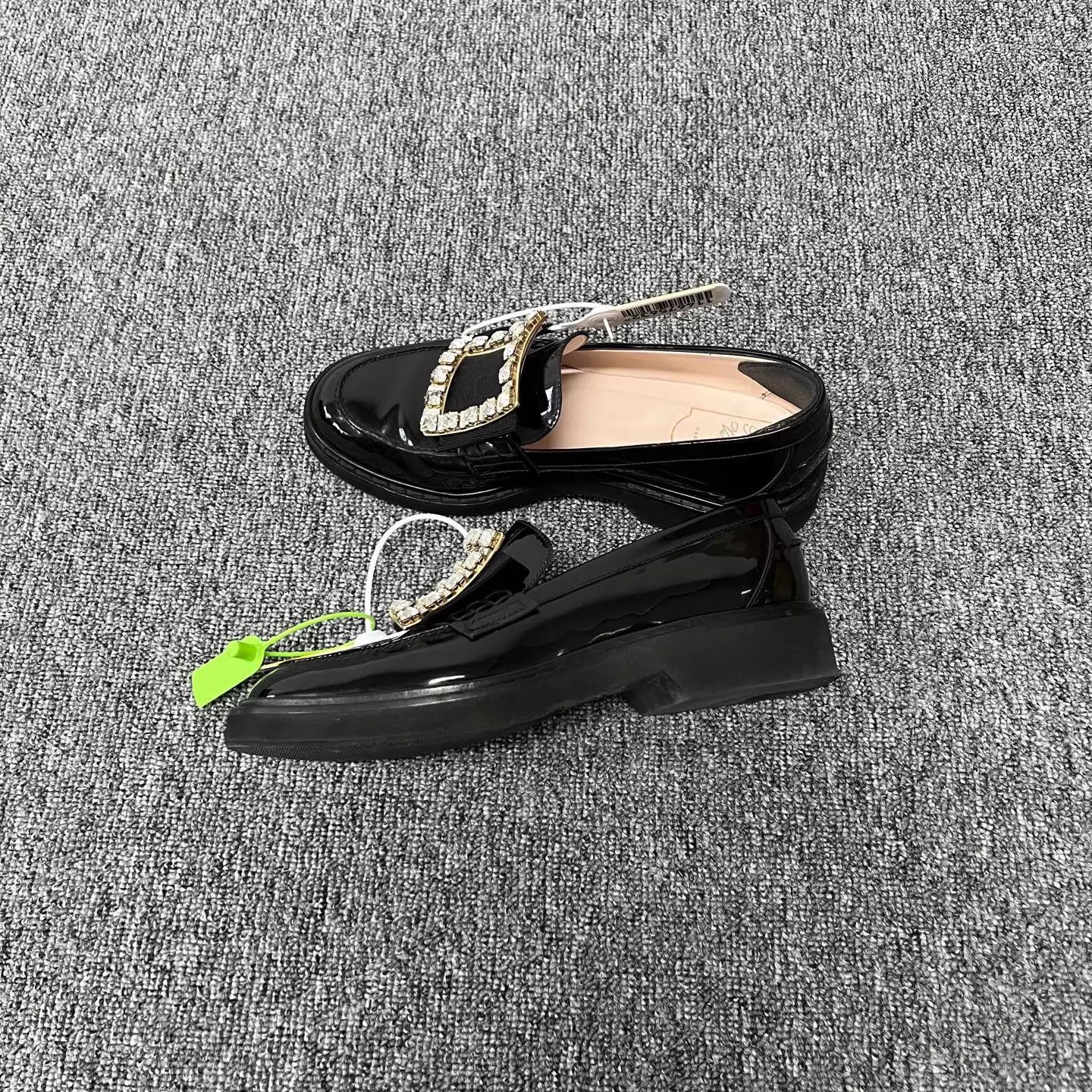 Roger Vivier RV Crystal Buckle Loafer 39.5 98 New Size US 9 / IT 39 - 3 Thumbnail
