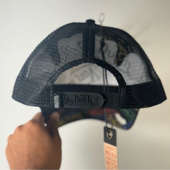 Von Dutch NWT VON DUTCH NEON LOGO BLACK TRUCKER HAT Size ONE SIZE - 4 Thumbnail