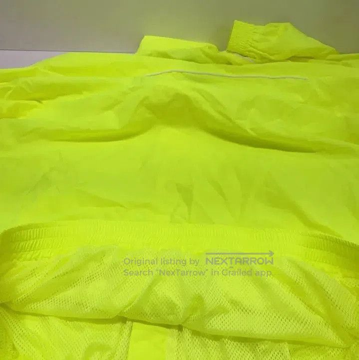 Balenciaga Balenciaga SS21 Neon Yellow Long Sleeve Jacket. Size US L / EU 52-54 / 3 - 9 Thumbnail
