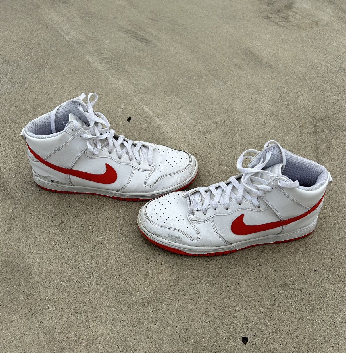 Nike Nike Dunk Hi Retro men’s 12 - white/white/picante red Size US 12 / EU 45 - 5 Thumbnail