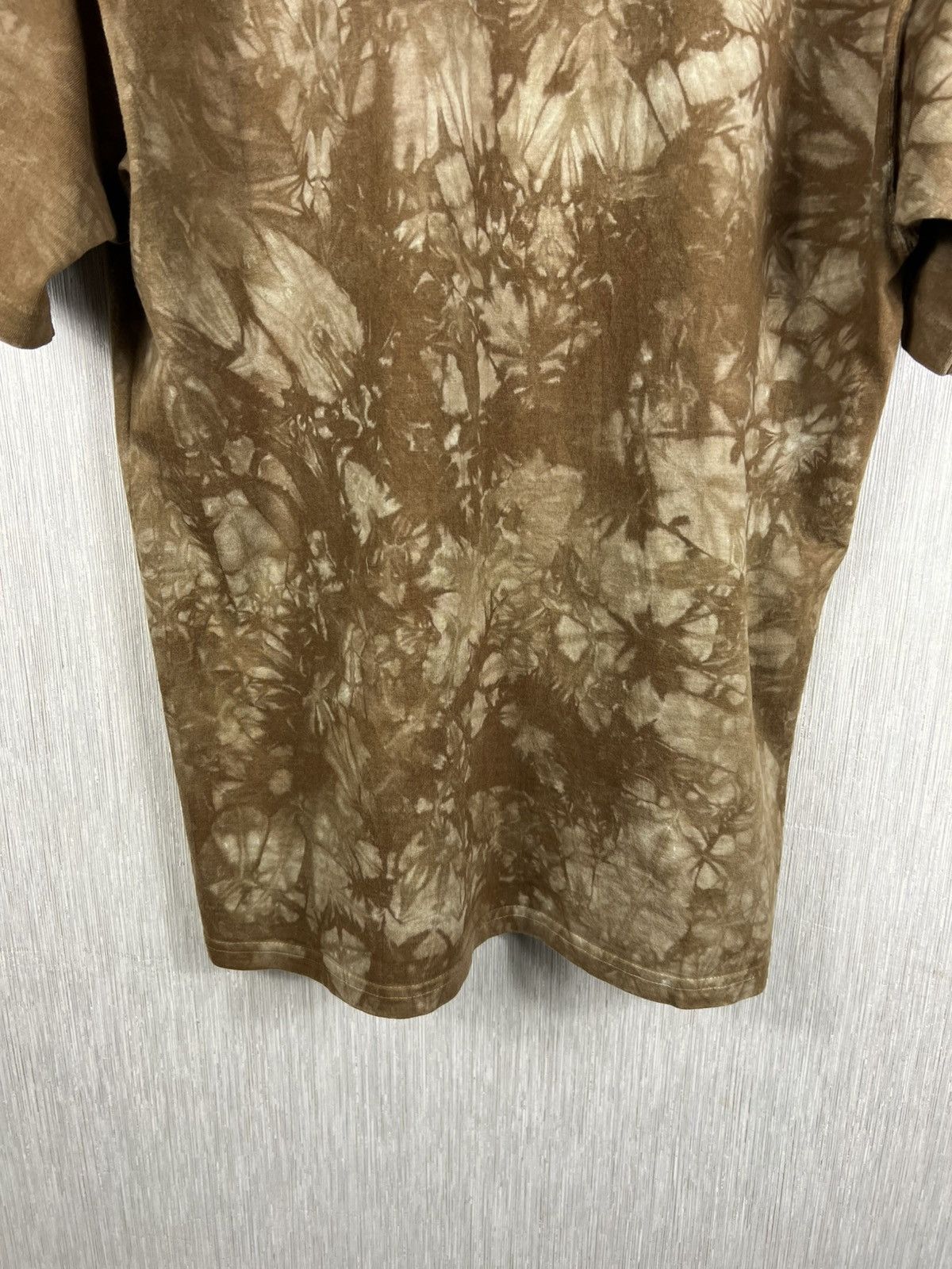 Liquid Blue Vintage 90s Liquid Blue Star Wars Chewbacca tie dye t-shirt Size US L / EU 52-54 / 3 - 18 Thumbnail