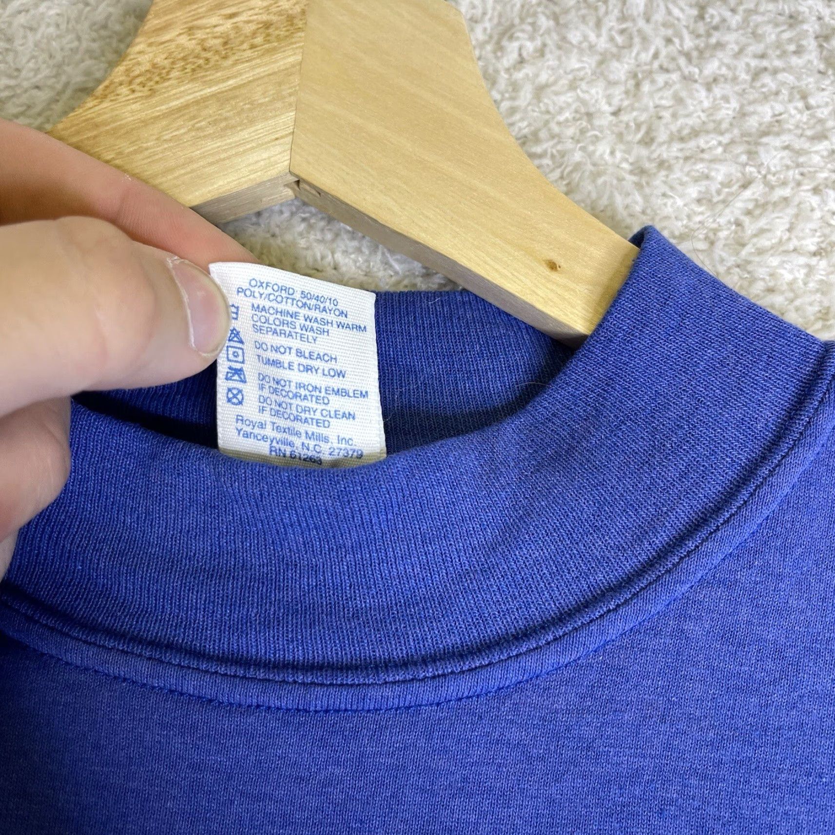 Vintage VINTAGE Duke T-Shirt Adult Large Blue Long Sleeve Mock Neck 90s USA Made Mens Retro 80s 90s T-Shirt Size US L / EU 52-54 / 3 - 4 Thumbnail