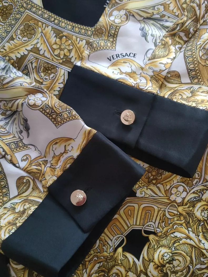 Versace Versace Dress with a gold baroque print Size US S / EU 44-46 / 1 - 3 Thumbnail