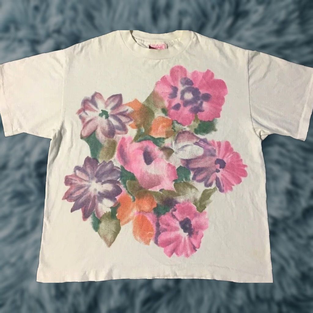 Vintage VINTAGE 90s Abstract Flower Art Faded Shirt S USA AOP Single Stitch Unisex T-Shirt White Small USA Hip Hop Surf Skate Grunge 80s 90s Flower Art Size US S / EU 44-46 / 1 - 1 Thumbnail