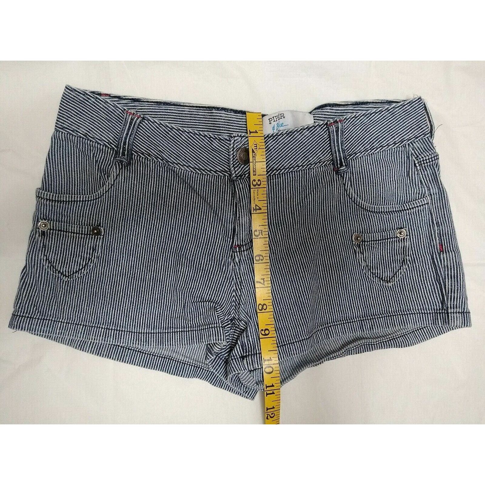 Other Piper & Blue - Pin Stripe Short Shorts! Sexy Booty! Size 3 Size 27" / US 4 / IT 40 - 2 Thumbnail