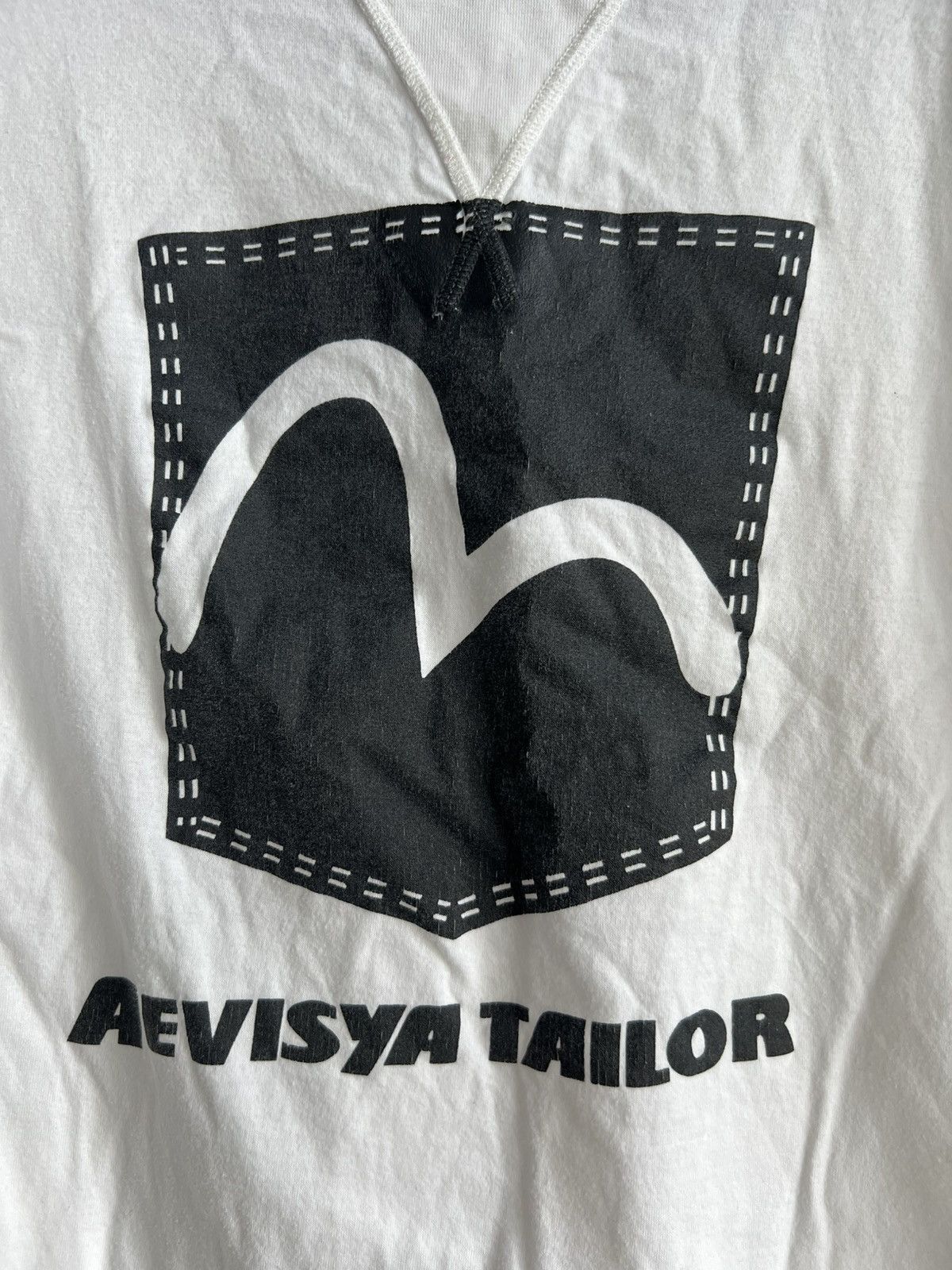 Evisu 1990s Evis Daicock Seagull Logo Double V Cropped Tee Shirt Size US S / EU 44-46 / 1 - 4 Thumbnail