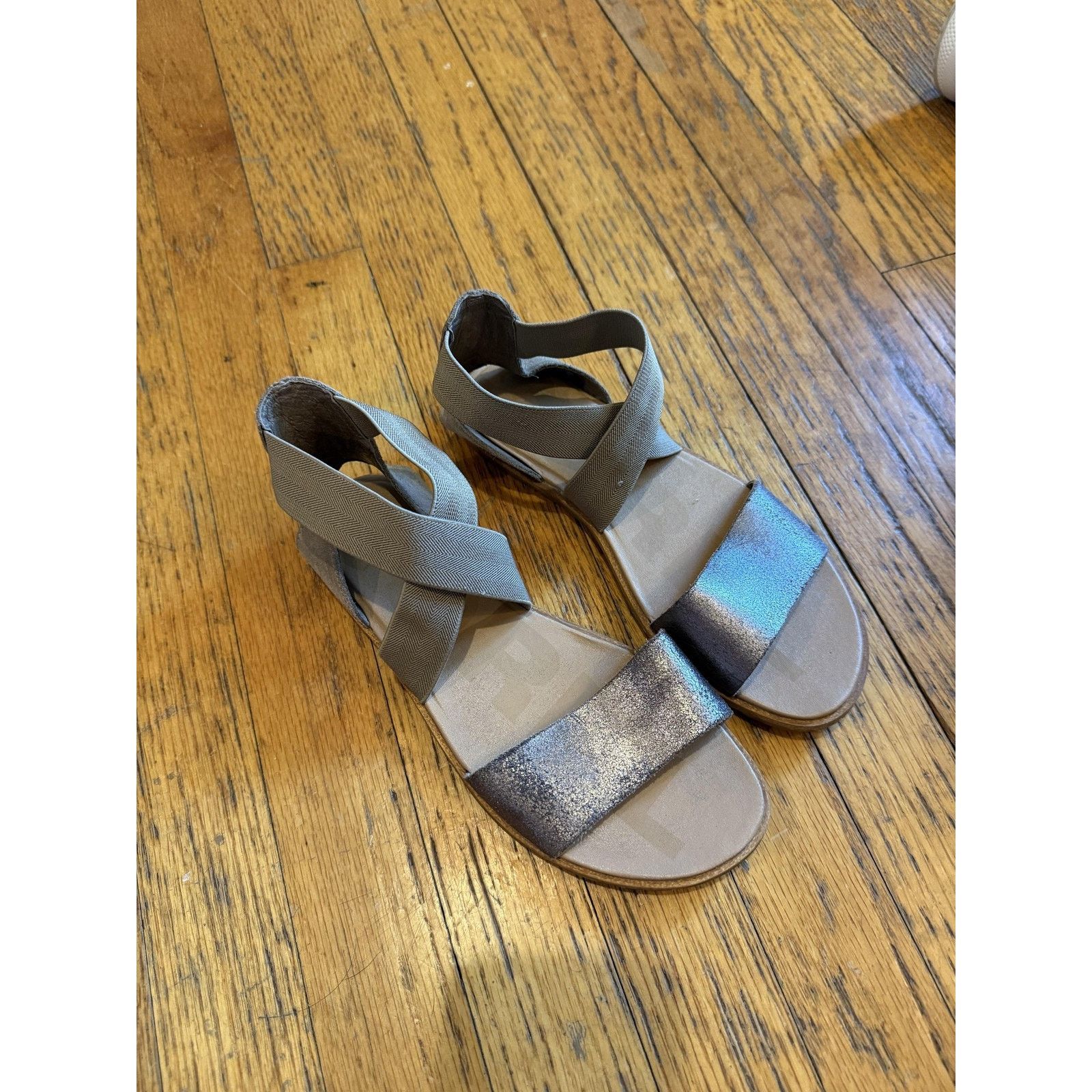 SOREL Sorel Ella Sandal Shoes Size 8 Criss Cross Strap Flats Size US 8 / IT 38 - 2 Thumbnail