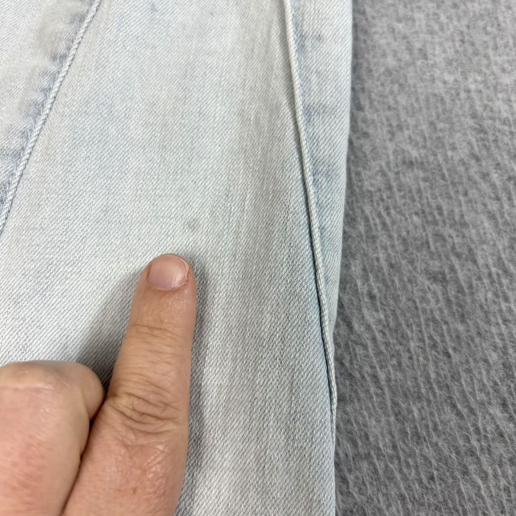 Free People VINTAGE Free People Jeans Women 25 Light Blue Wide Leg Flare Distressed Boho Raw Hem Readable 32 In Size 42" / US 20 - 5 Thumbnail